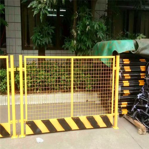 佛山黄黑建筑工程临时工地基坑护栏 定型化临边护栏与基坑围护的安全之道